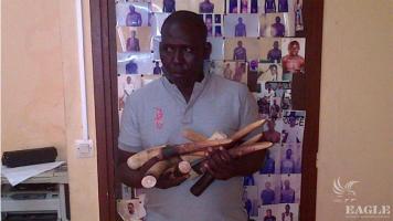 A Malian ivory trafficker arrested with 6 tusks